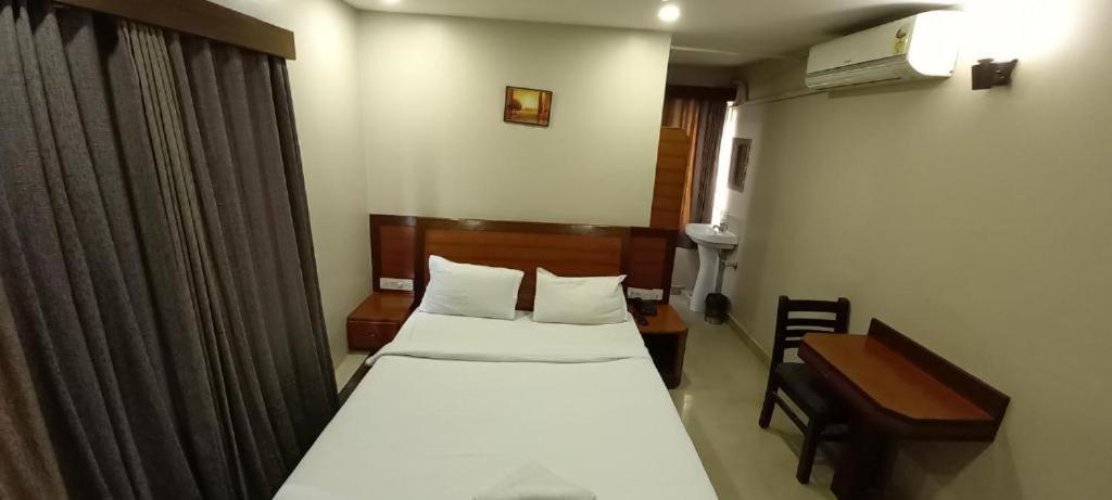 Parkwood Executive Rooms Inn Bangalore Eksteriør billede